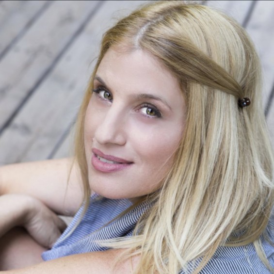 יפעת אברמסון - STUDIO A